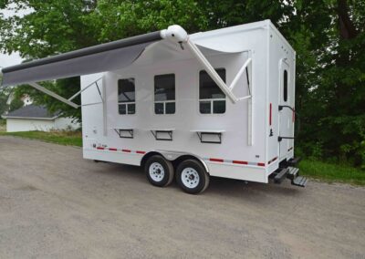 CASHIER TRAILER WITH AWNING OUT